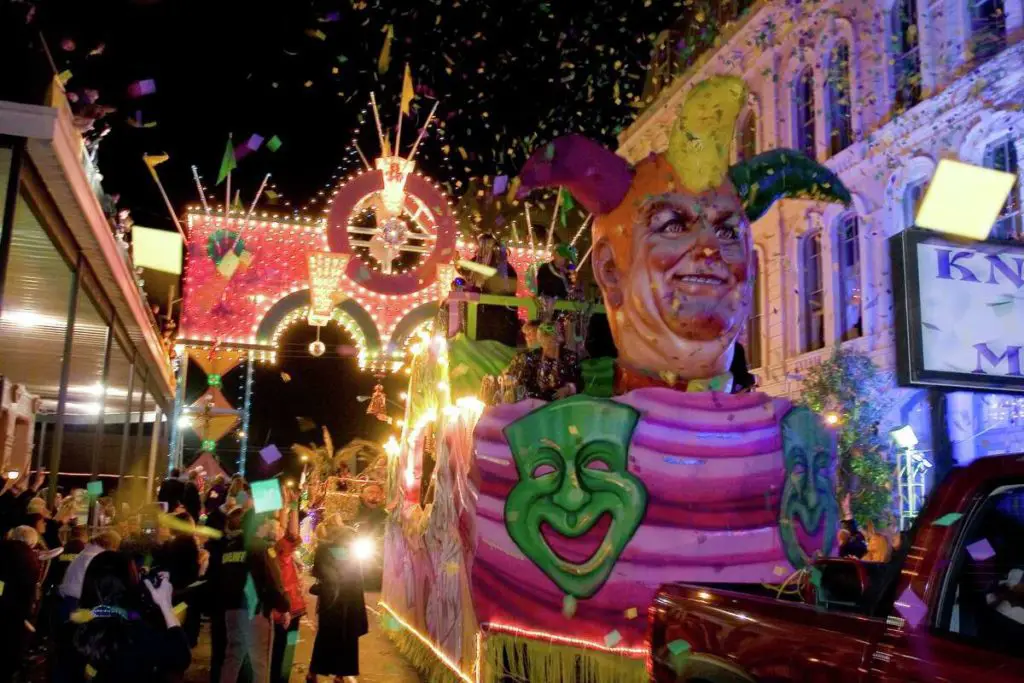 Photo of float at Galveston Mardi Gras parade
Mardi-Gras-Galveston-Texas.jpg